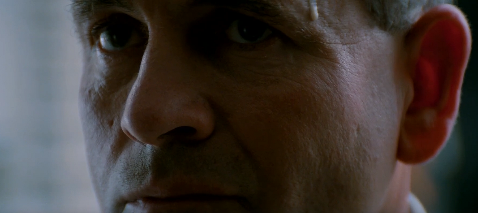 Сексуальный подтекст андроида Эша или как Бильбо Бэггинс попал в фильм непонятной категории - 12