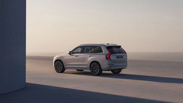 Volvo XC90 2026 вышел на рынок в Китае: от 450 тыс. юаней (5 млн рублей)