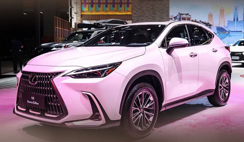Представлен лимитированный Lexus NX Aurora Edition за 310 тыс. юаней (3,5 млн рублей) - 1 Представлен лимитированный Lexus NX Aurora Edition за 310 тыс. юаней (3,5 млн рублей)