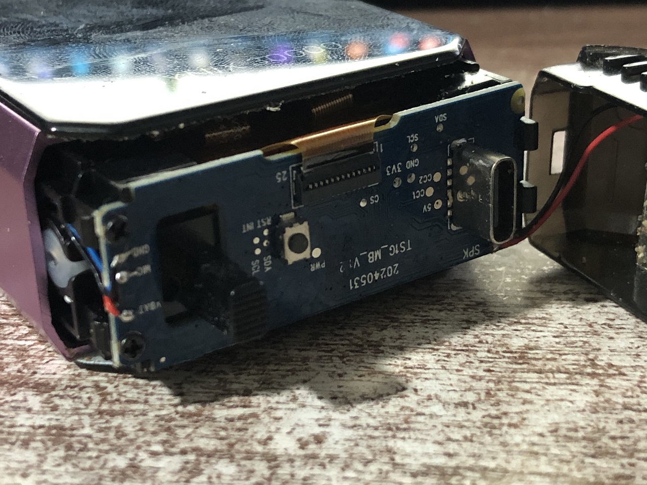 Одноразовые вейпы: как из-за общества потребления тысячи полезных компонентов отправляются в мусорку? - 9