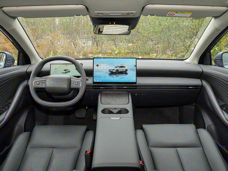 Просторный гибрид Nissan с расходом 2,9 л/100 км &mdash; всего 92 тыс. юаней (1 млн рублей). Представлен Nissan N6