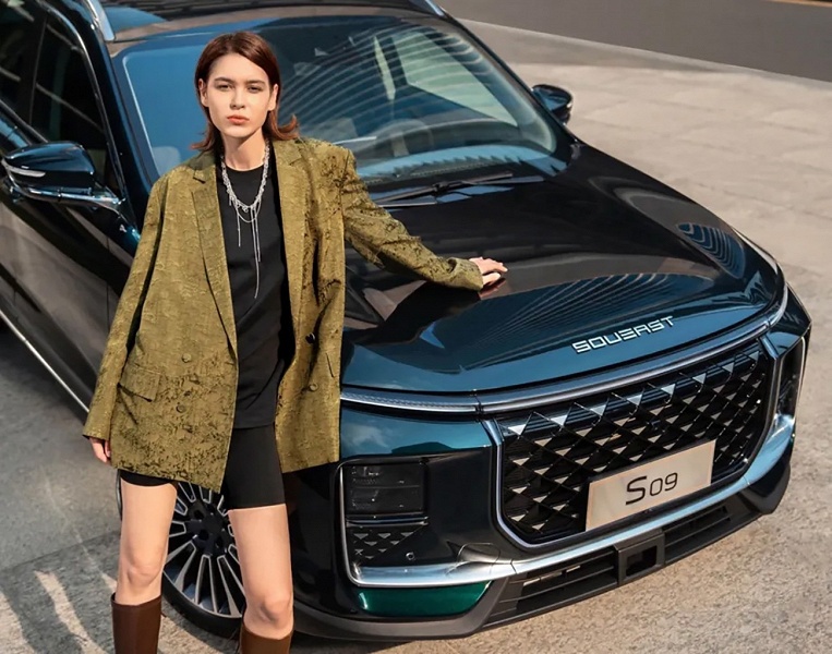 Просторный кроссовер размером с Hyundai Santa Fe с полным приводом, 8-ступенчатым &laquo;автоматом&raquo;, 2,0-литровым мотором и российской сборкой. Soueast 09 начали собирать на &laquo;Автоторе&raquo; 