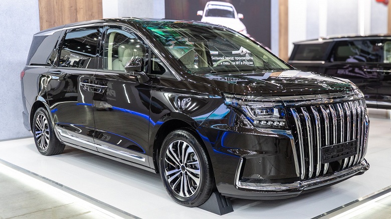 Аналог Toyota Alphard российской сборки с 2,0-литровым мотором и 8-ступенчатым «автоматом». В России стартовали «живые» продажи нового семиместного Sollers SP7 - 1 Аналог Toyota Alphard российской сборки с 2,0-литровым мотором и 8-ступенчатым «автоматом». В России стартовали «живые» продажи нового семиместного Sollers SP7