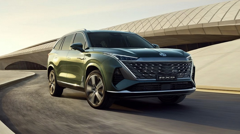 &laquo;Москвич&raquo; выходит на новый уровень: &laquo;неожиданную и шокирующую&raquo; стратегию развития раскроют уже в декабре, новые модели представят в феврале 2026 года