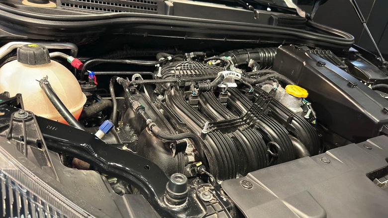 АвтоВАЗ ответил на важный вопрос о бензине и двигателях автомобилей Lada: машины готовы к топливу с 10% спирта - 1 АвтоВАЗ ответил на важный вопрос о бензине и двигателях автомобилей Lada: машины готовы к топливу с 10% спирта