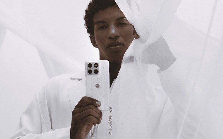 Представлена новая версия Motorola Edge 70