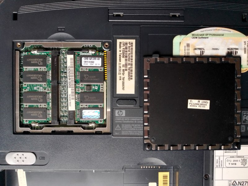 HP OmniBook XE3 GC: доступ к памяти