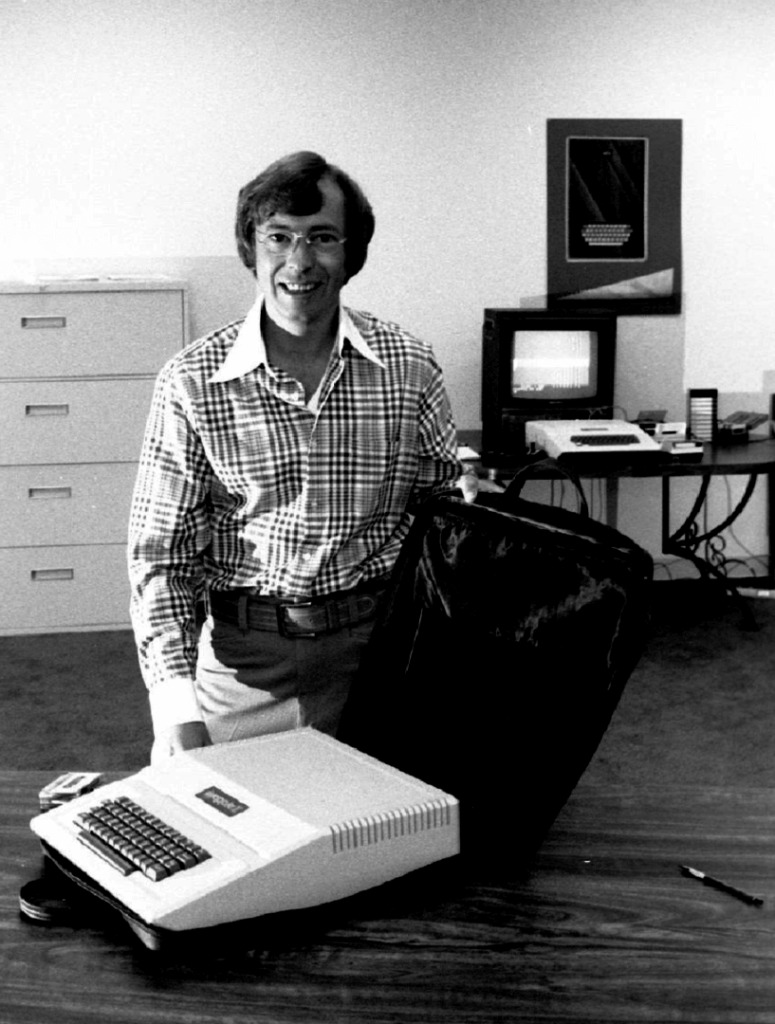 Марккула с Apple II.