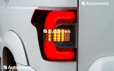 Это совершенно новый УАЗ &laquo;Патриот&raquo;. Внедорожник с 6-ступенчатой коробкой передач и 2,0-литровым мотором показали целиком и в деталях