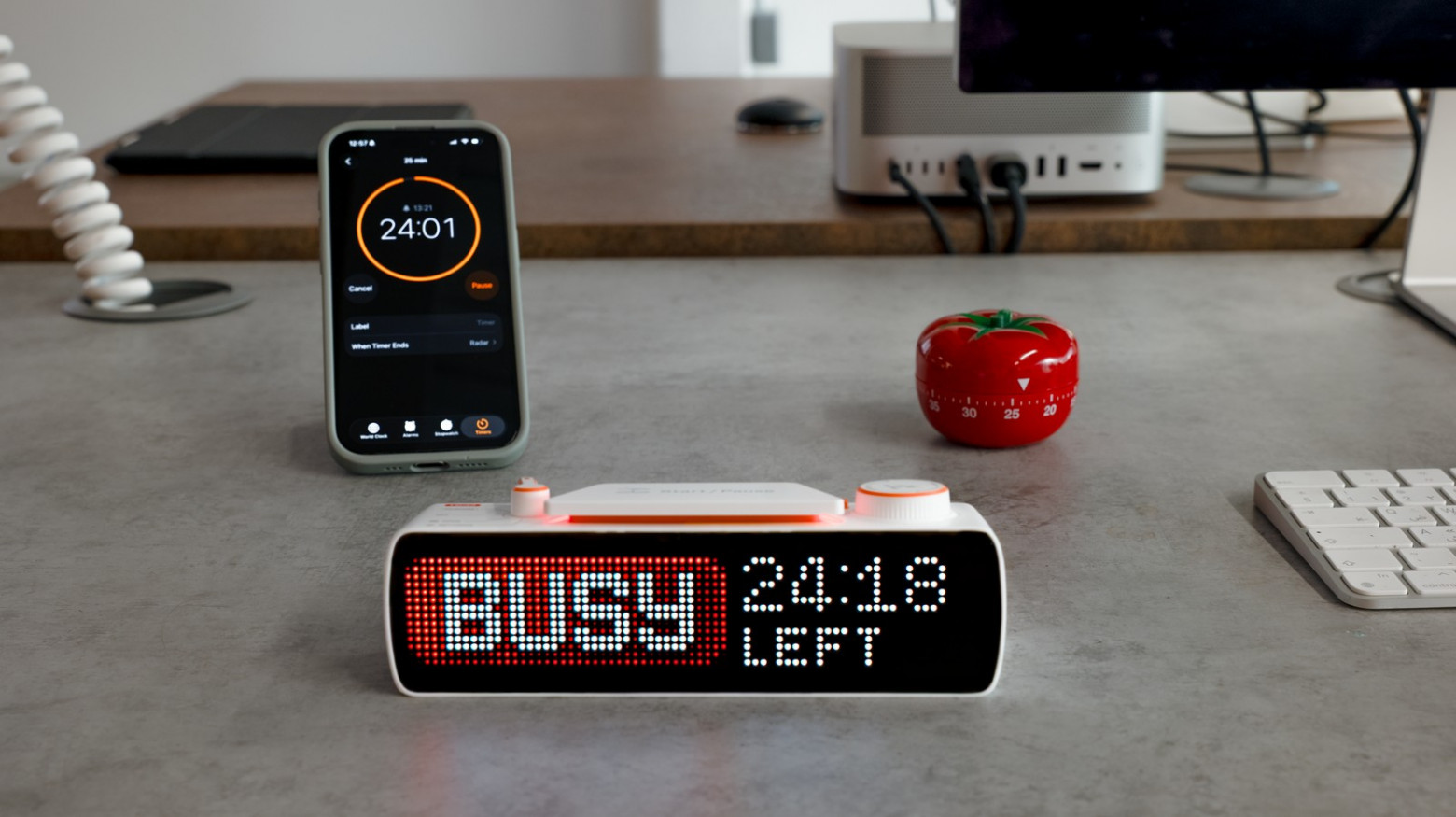 BUSY Bar показывает ваш статус окружающим — в отличие от кухонного таймера и телефона