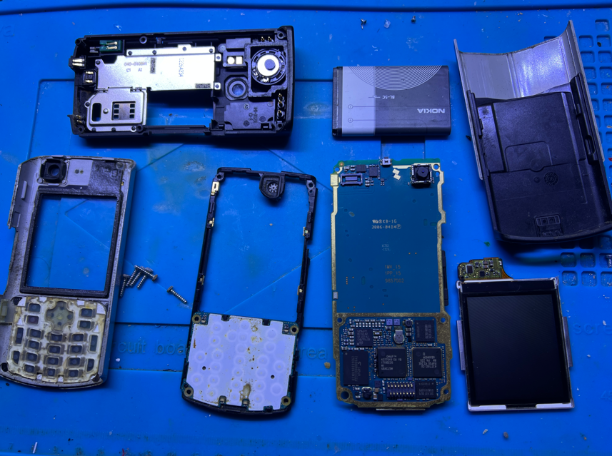 Nokia N70: почему этот смартфон стал культовым и что у него внутри - 12 Nokia N70: почему этот смартфон стал культовым и что у него внутри - 12