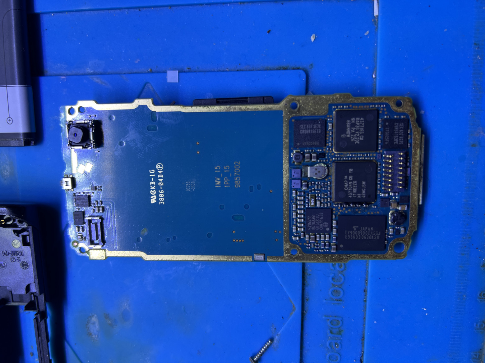 Nokia N70: почему этот смартфон стал культовым и что у него внутри - 13 Nokia N70: почему этот смартфон стал культовым и что у него внутри - 13
