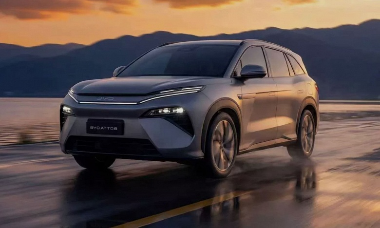 Новейший 5-метровый BYD Tang L вышел за пределами Китая. Гибридный 544-сильный внедорожник BYD Atto 8 оценили в Узбекистане в 529,8 млн сумов (3,52 млн рублей)