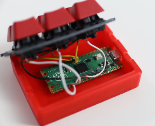 Эта же плата, но в разрезе  