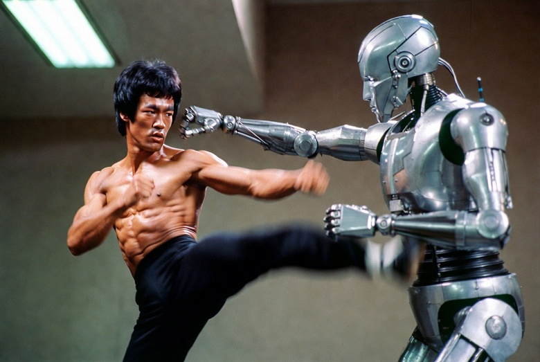 &laquo;Я знаю Кунг-фу&raquo;, то есть Джит Кун-До. Движения Брюса Ли теперь можно загрузить на роботов Unitree через App Store