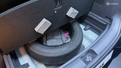 Совершенно новый Kia Seltos показали на живых фото: матовый черный цвет, три 1,5-литровых мотора и 6-ступенчатый «автомат» - 6 Совершенно новый Kia Seltos показали на живых фото: матовый черный цвет, три 1,5-литровых мотора и 6-ступенчатый «автомат»