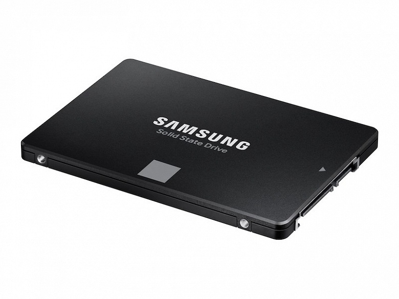 Samsung собирается прекратить выпуск SSD с интерфейсом SATA