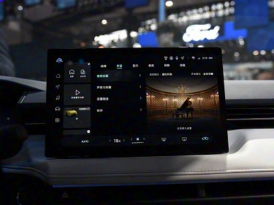 Совершенно новая Toyota Corolla выходит 21 декабря, машину с &laquo;лицом&raquo; Camry и новым салоном показали на фото