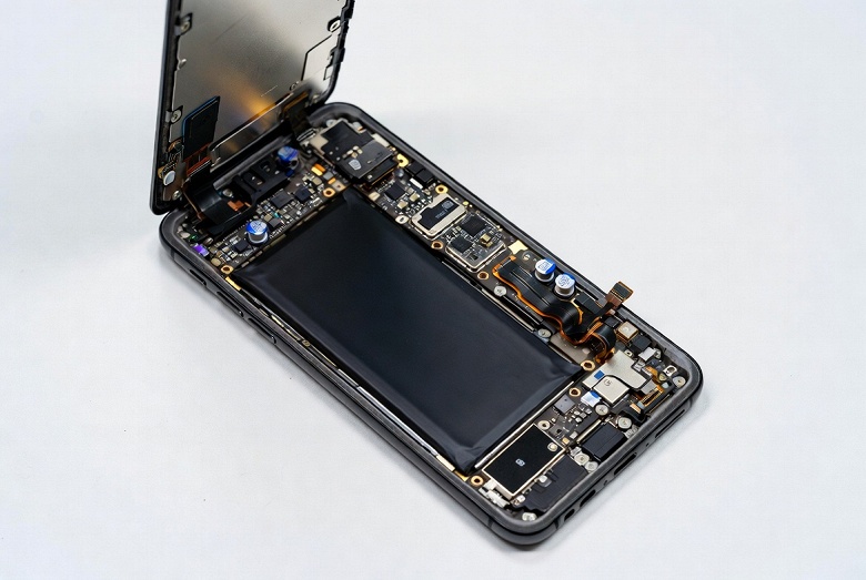 У Honor уже есть смартфон с АКБ на 12000 мА&middot;ч, в разработке &mdash; модель с АКБ 15 000 мА&middot;ч