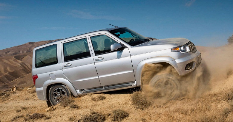 «Буханка» и «Патриот» тянут УАЗ, но им тяжело: в 2025 году продажи УАЗов в России упали на 38% - 1 «Буханка» и «Патриот» тянут УАЗ, но им тяжело: в 2025 году продажи УАЗов в России упали на 38%