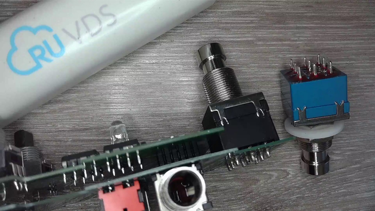 Два китайских хоруса, одинаковых с лица: сравнение и ремонт - 9 Два китайских хоруса, одинаковых с лица: сравнение и ремонт - 9