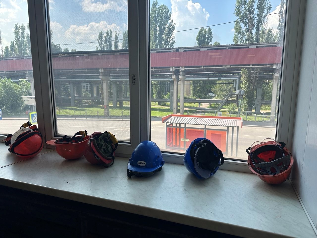 Среди кокса, шлака, валков и лебедей: день на металлургическом комбинате - 28