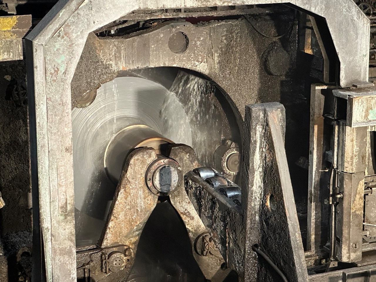 Среди кокса, шлака, валков и лебедей: день на металлургическом комбинате - 37