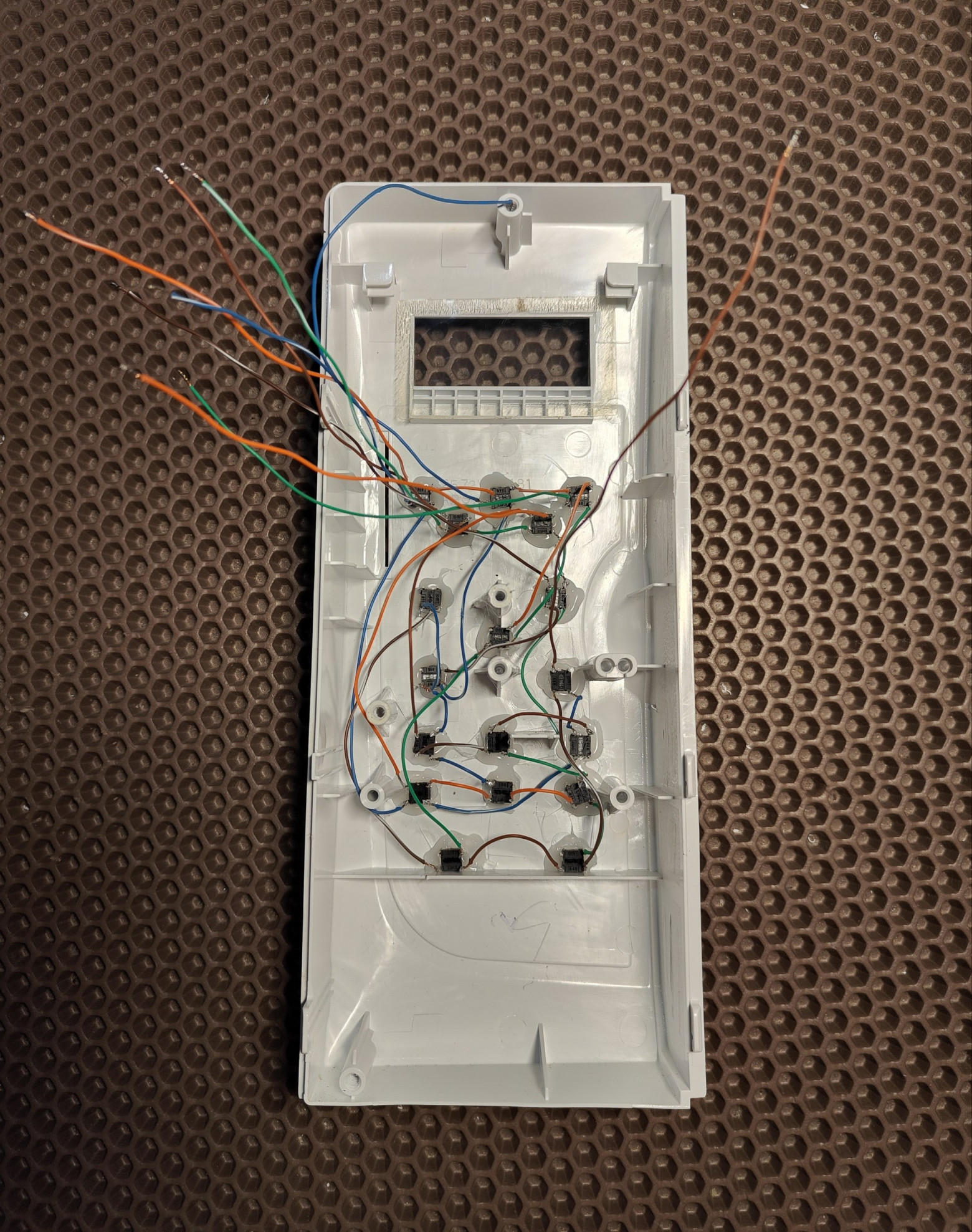 Схема подключения механических кнопок управления