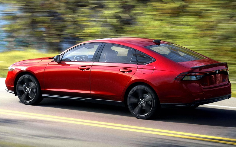 Honda Accord 2026 представили в США: оснащение расширилось, а цены почти не изменились - 2 Honda Accord 2026 представили в США: оснащение расширилось, а цены почти не изменились