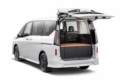 Представлен обновленный Nissan Serena: новое «лицо», улучшенная функция e-Pedal, сервисы Google, «прозрачный капот» — и полный привод - 3 Представлен обновленный Nissan Serena: новое «лицо», улучшенная функция e-Pedal, сервисы Google, «прозрачный капот» — и полный привод