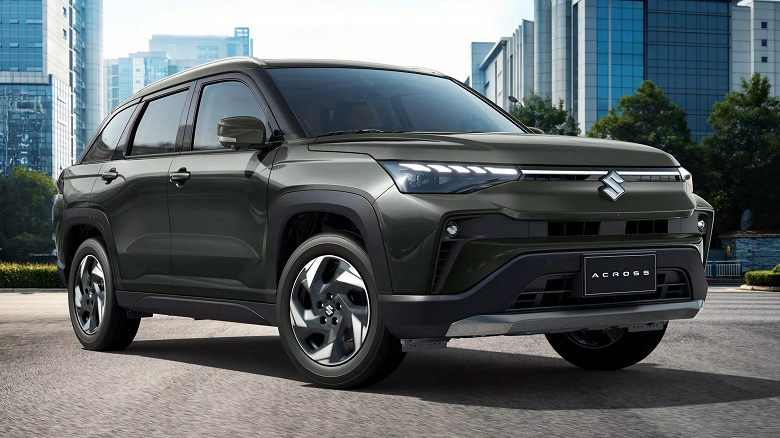 Раньше этот Suzuki был клоном Toyota RAV4, а сейчас Suzuki Across превратился в клон другого Suzuki на платформе Vitara