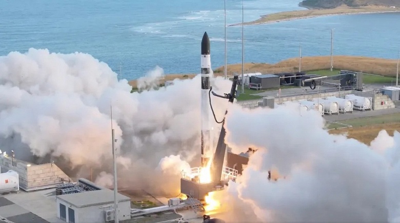 Rocket Lab завершила год рекордными 21 запуском ракеты Electron с японским спутником - 1 Rocket Lab завершила год рекордными 21 запуском ракеты Electron с японским спутником