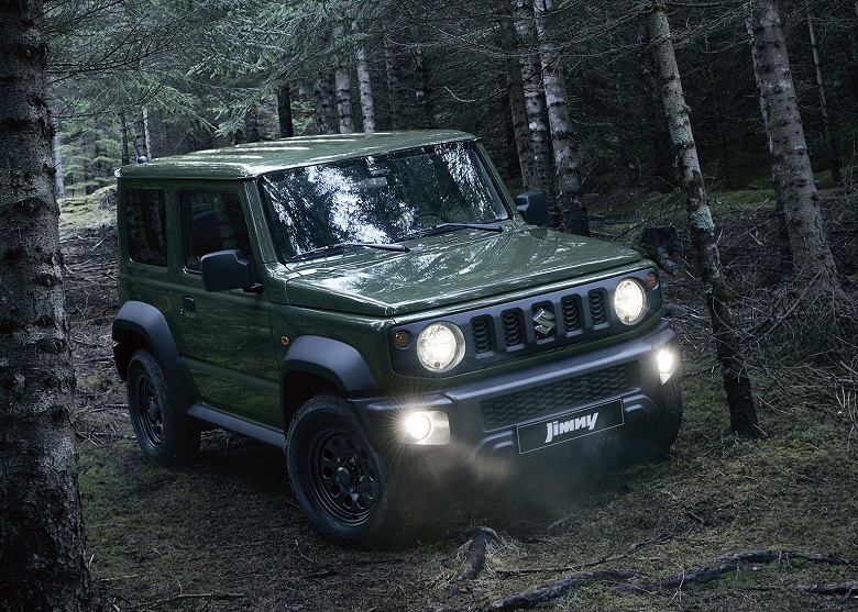 У дилеров и в мультибрендовых салонах появились Suzuki Jimny 2025: рама и полный привод &mdash; от 3,49 млн рублей