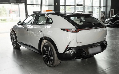 Новый кроссовер Mazda EZ-60 появился у дилеров: богатая комплектация, 258 л.с. и запас хода 1300 км — за 5,3 млн рублей - 2 Новый кроссовер Mazda EZ-60 появился у дилеров: богатая комплектация, 258 л.с. и запас хода 1300 км — за 5,3 млн рублей