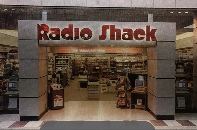 Магазин RadioShack в середине 80х