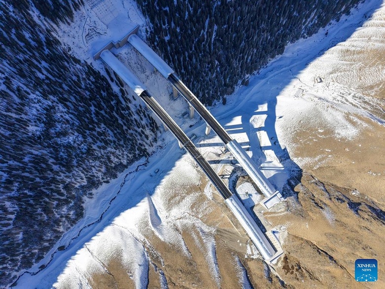 Самый длинный в мире скоростной тоннель открылся в Китае - 1 Самый длинный в мире скоростной тоннель открылся в Китае