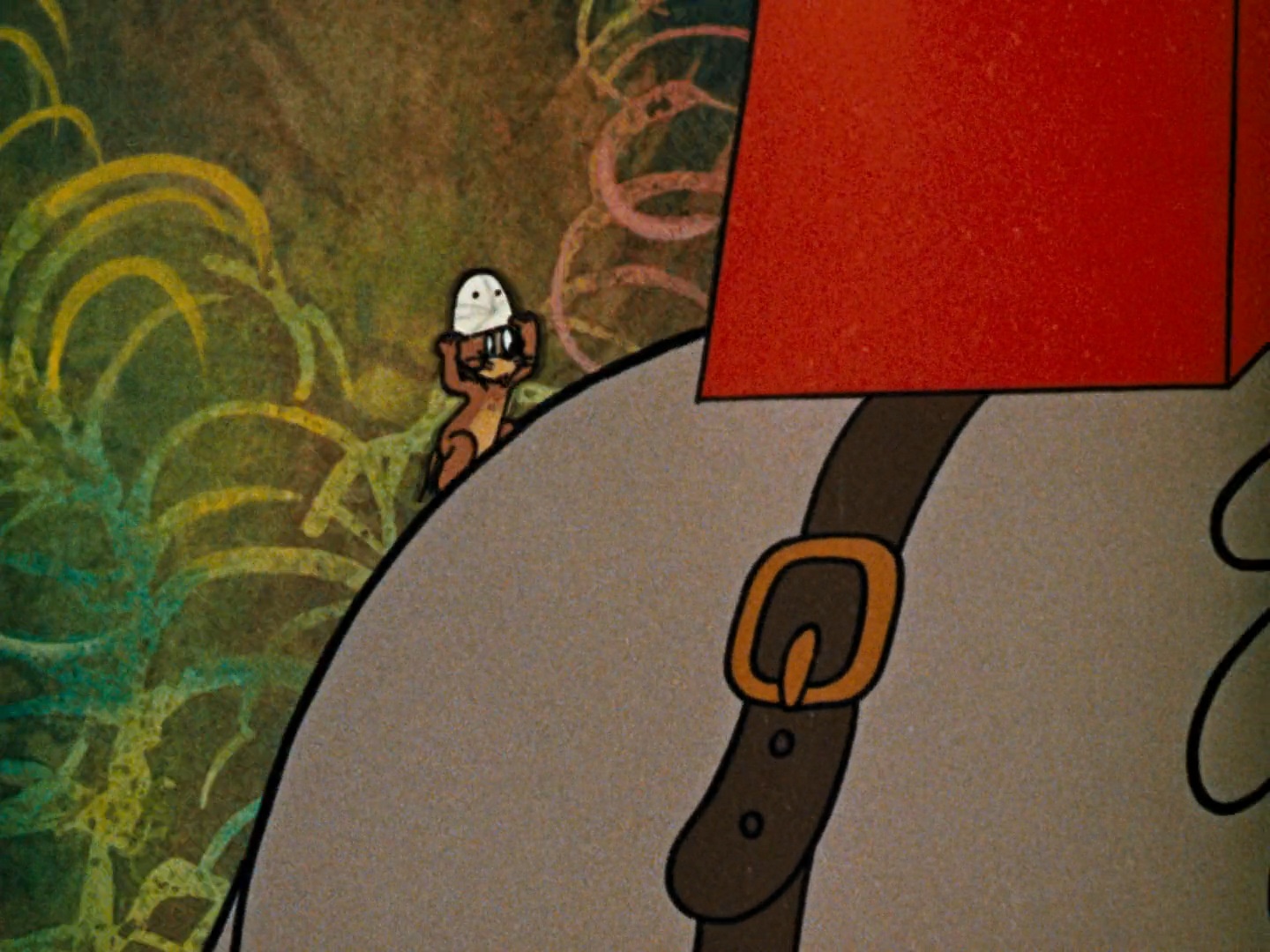 Достаточно испорченный кадр плёнки, чтобы сделать подобные наблюдения невооружённым взглядом