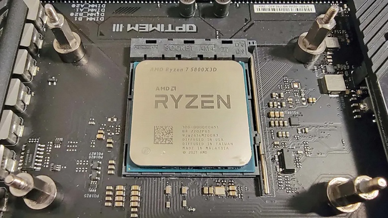 Ryzen 7 5800X &ndash; процессор 2020 года &ndash; стал хитом продаж на Amazon: пользователи бегут от дорогой памяти DDR5 и активно скупают платформы с поддержкой DDR4
