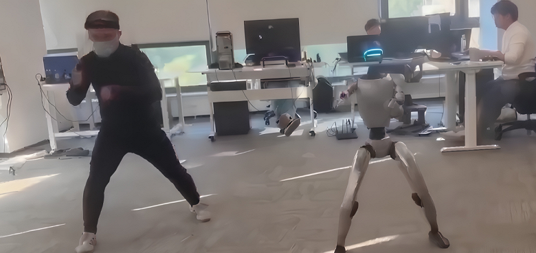 Робот-боец Unitree G1 ударил инженера ниже пояса в ходе тестов