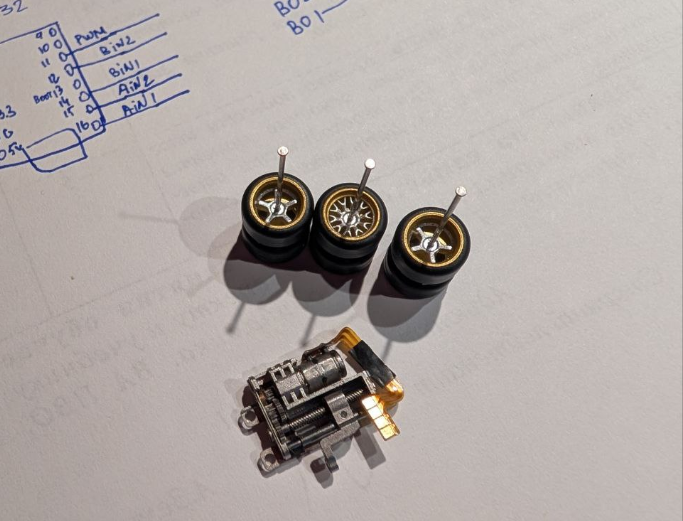 Привод и модные колеса.