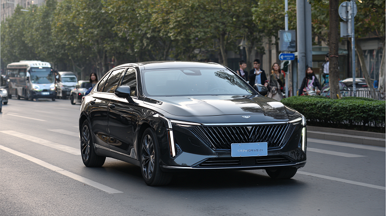 Китай теряет позиции в России: доля брендов из Поднебесной упала ниже 50%