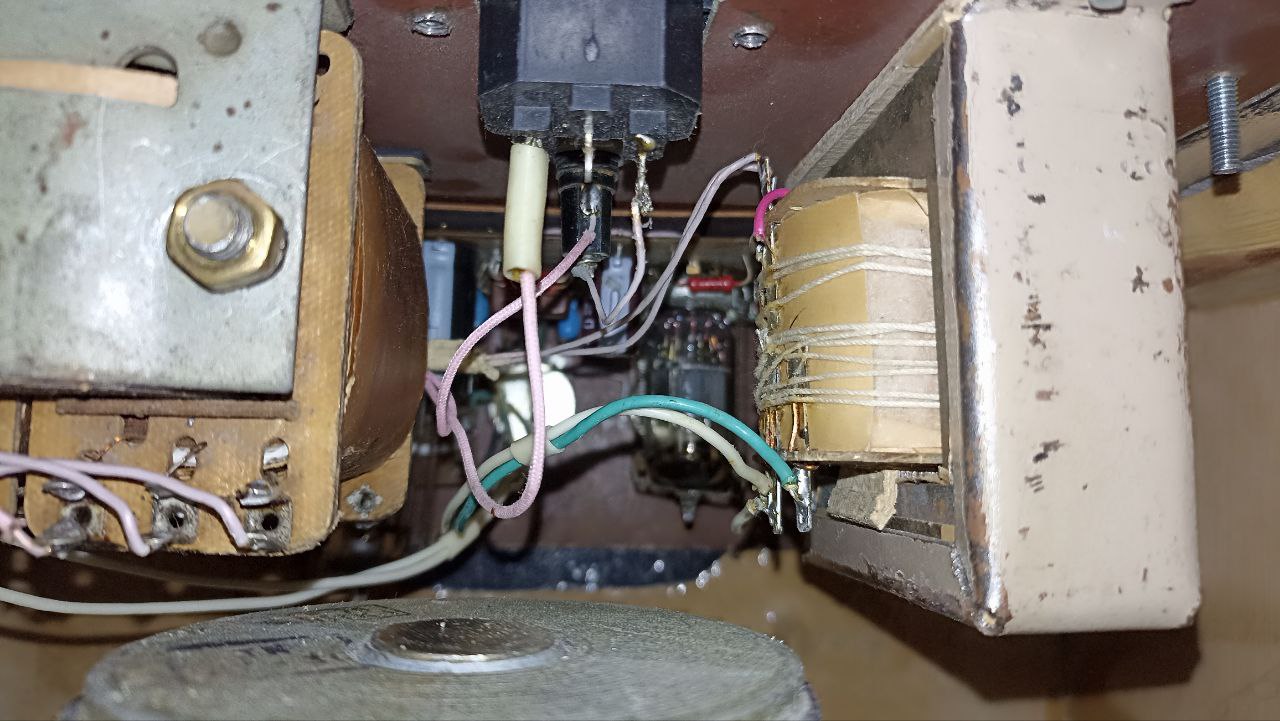 Ламповый гитарный комбоусилитель из советских деталей - 25