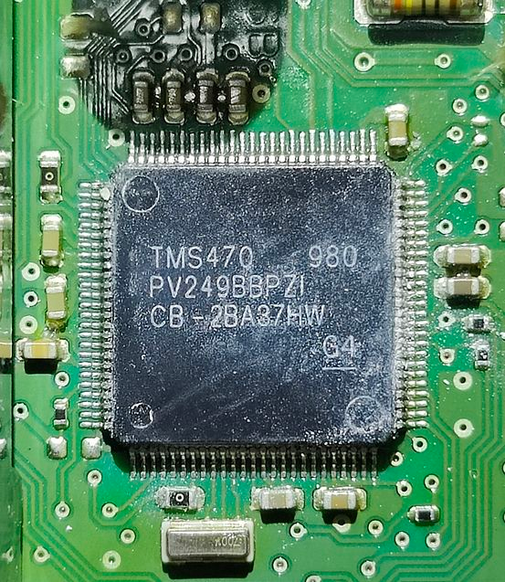 Фотография процессора в ЭБУ