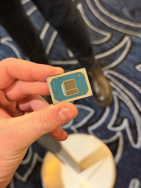 Intel создала для этих процессоров отдельный маленький кристалл. Представлены Core 3 линейки Wildcat Lake