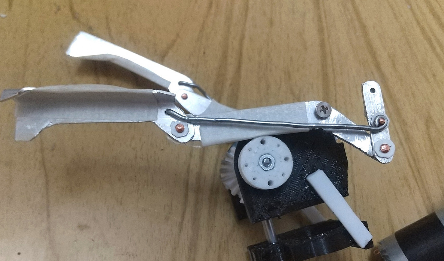 Медные заклёпочки, алюминиевые "кости"