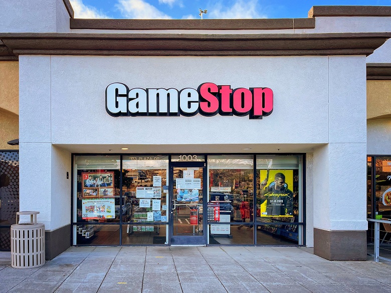 Крупная американская сеть GameStop закроет более 400 магазинов в США. 590 точек уже было закрыто в прошлом году