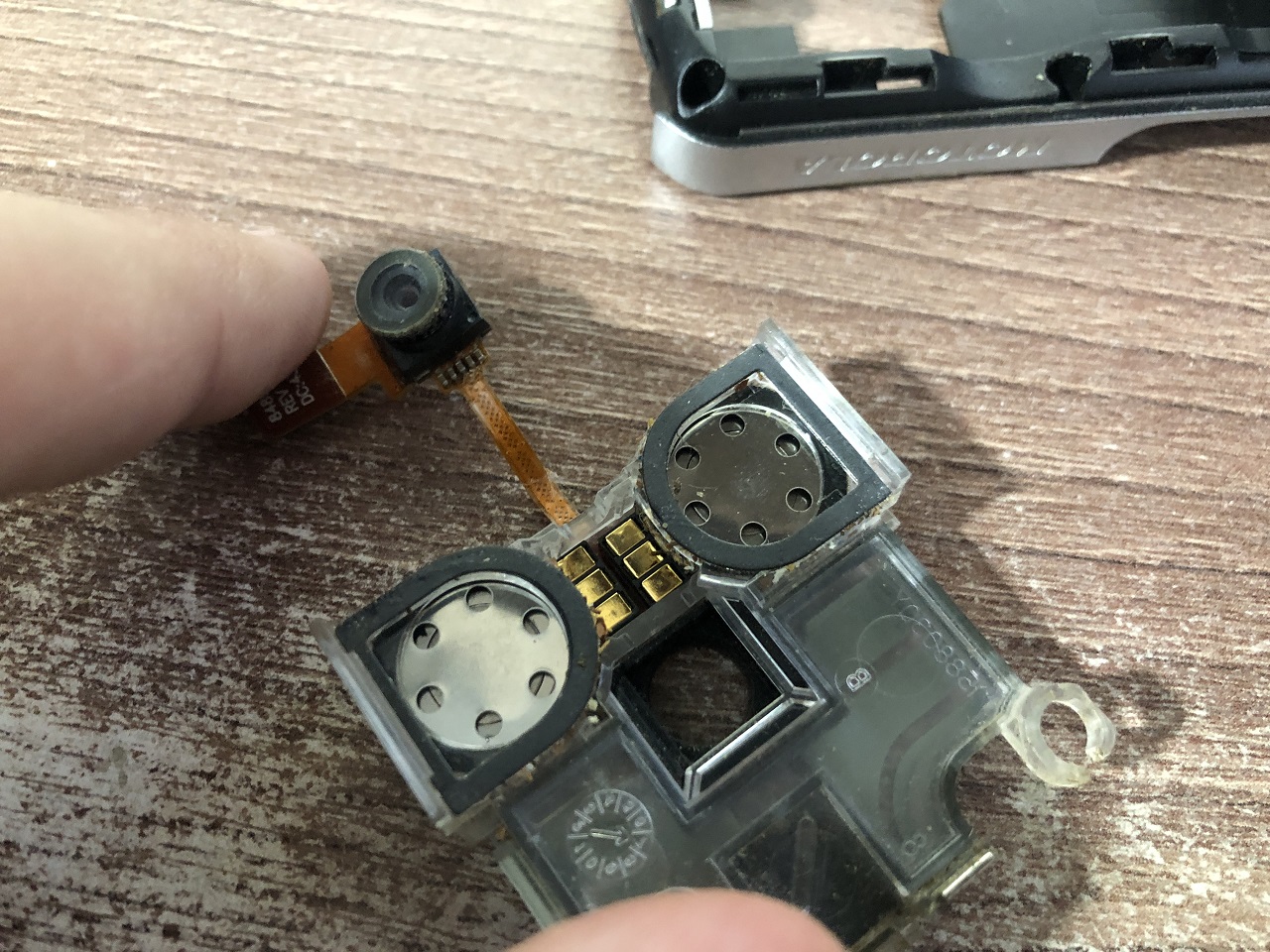 Тайна Motorola E398 — лучшего музыкального телефона из нулевых - 20 Тайна Motorola E398 — лучшего музыкального телефона из нулевых - 20