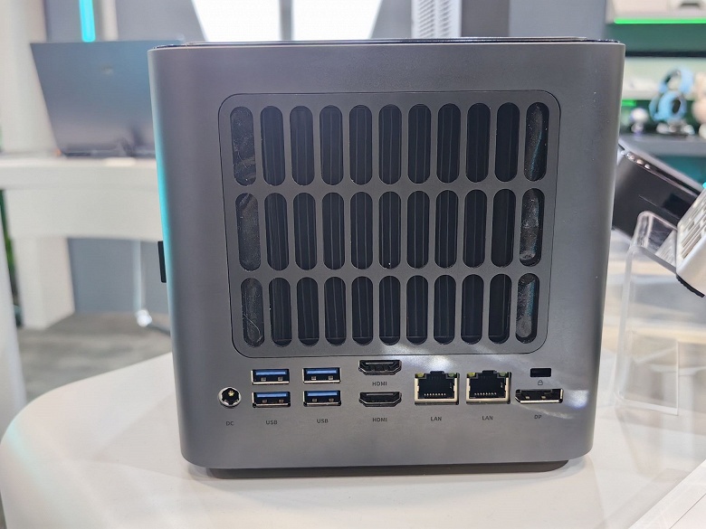 3 литра объёма и процессор с мощным iGPU и 16 ядрами. Thunderobot показала мини-ПК Station на Ryzen AI Max+ 395