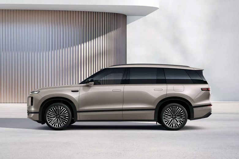 Больше Volkswagen Atlas и Touareg: Volkswagen представила огромный кроссовер ID. Era 9X &mdash; подзаряжаемый последовательный гибрид с 510 л.с. и запасом хода около 1000 км