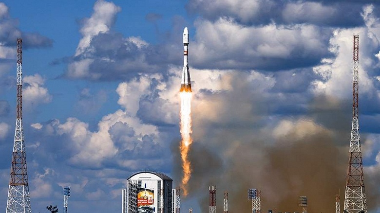 Россия за год увеличила космическую группировку на 12 спутников. Теперь их 300